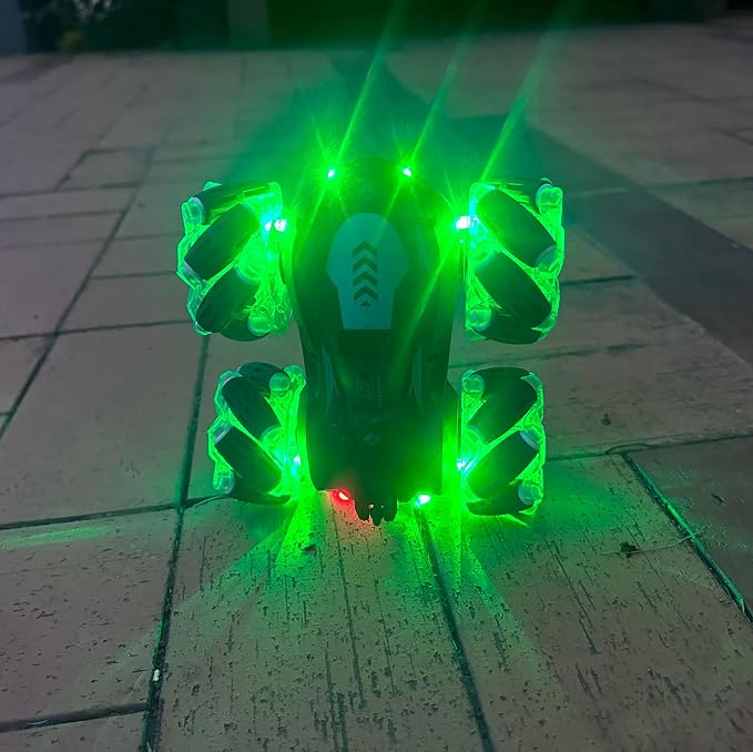 Gesture Sensing RC Stunt Car - Image 9
