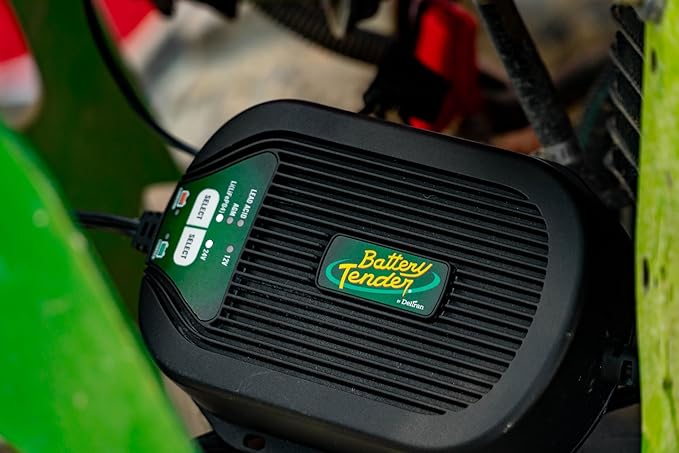 Battery Tender 5 AMP Selectable 12V / 24V Battery Charger and Maintainer - Image 3