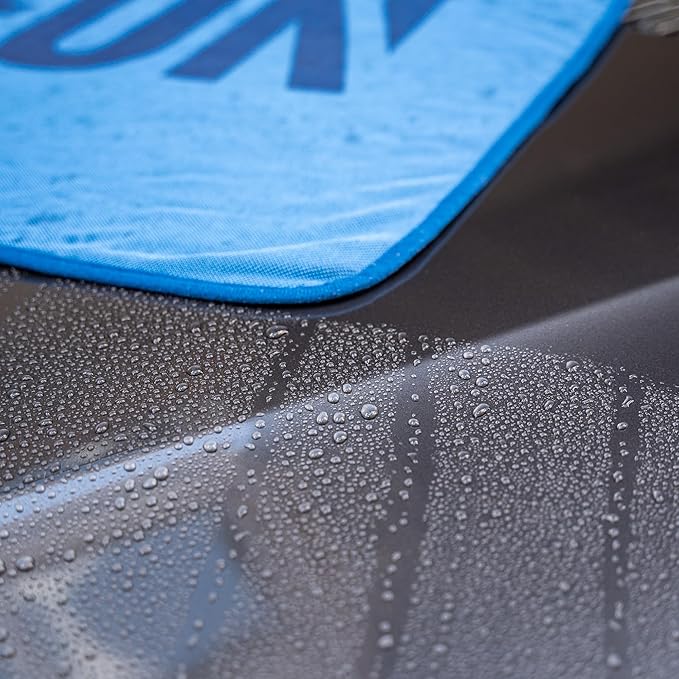 Gyeon Silk Dryer – Ultra Soft Microfiber Car Drying Towel, Super Absorbent - Image 4