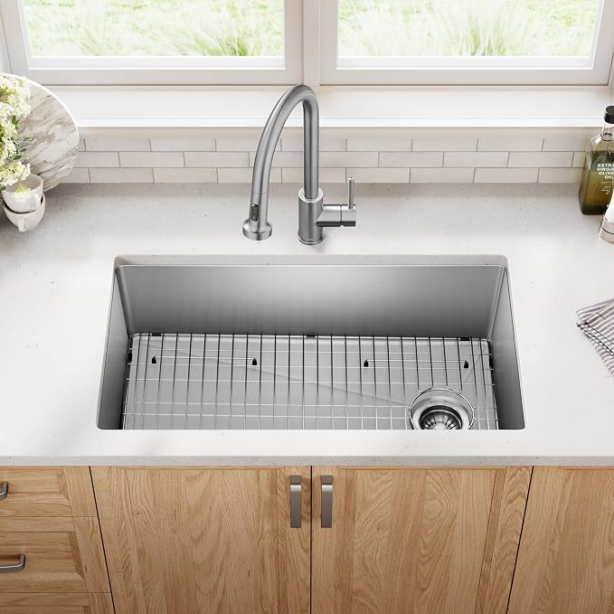 KRAUS Fairlane 33-inch Undermount Single Bowl 18-Gauge Stainless Steel Kitchen - Image 3