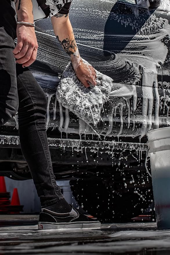 Adam's Polishes Microfiber 10” Car Wash Pad - Image 4